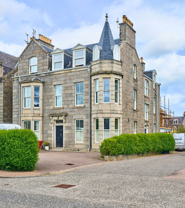 Case study regarding renovation of an early 20th-century building using Sisalwool 50mm